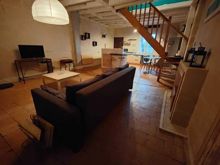 Charmant Duplex Rue Colbert Apartamento Tours Exterior foto
