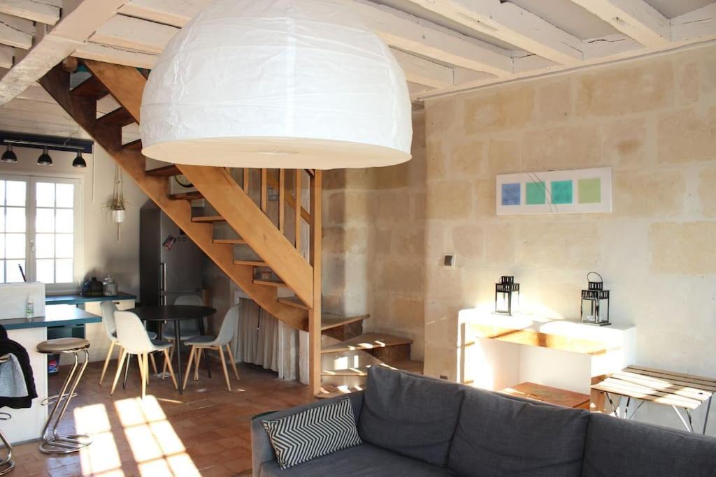 Charmant Duplex Rue Colbert Apartamento Tours Exterior foto