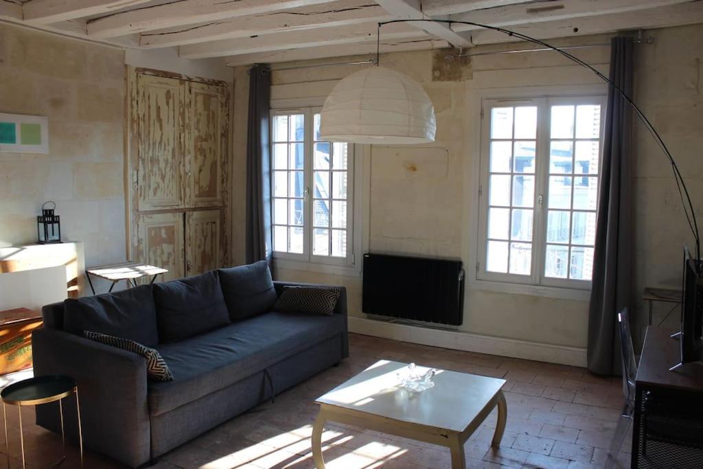 Charmant Duplex Rue Colbert Apartamento Tours Exterior foto